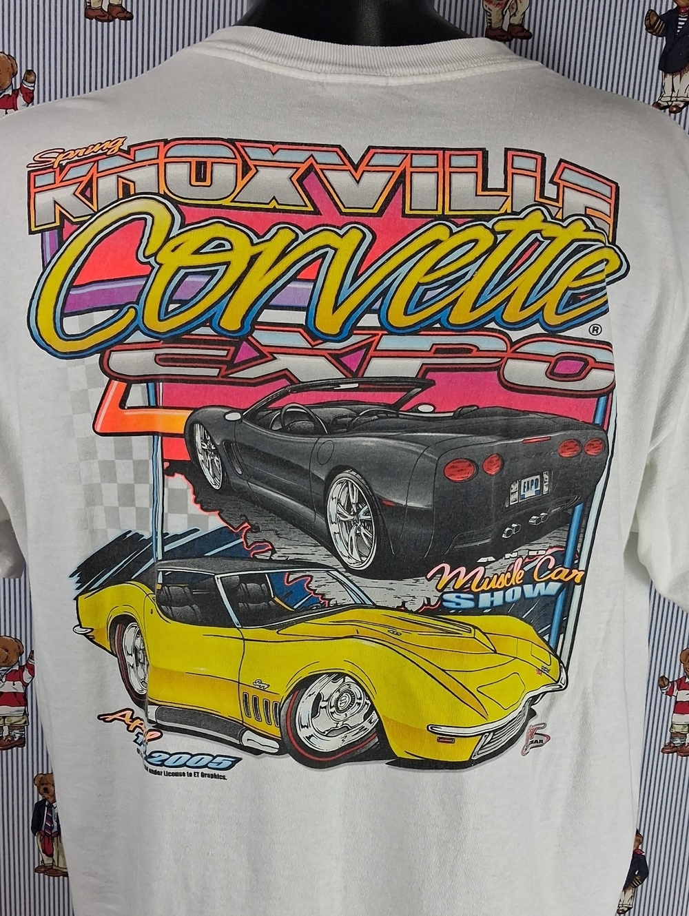 Y2k Stingray Corvette Muscle Car Show Spell-out Car Graphic Xl White T-shirt